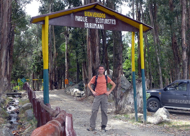 At the trailhead in the Parque Ecoturístico Pairumani